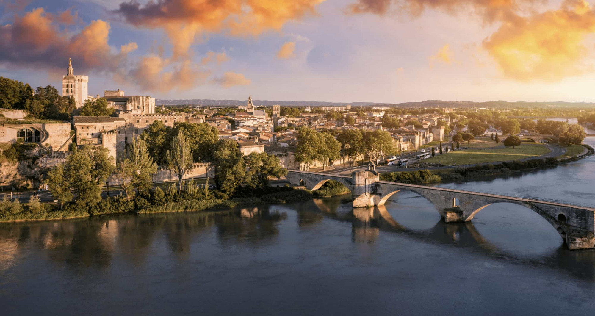 CROCIERA SUL RODANO DALLA BORGOGNA ALLA CAMARGUE (FRANCIA)